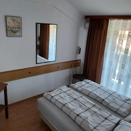 Hotel AA