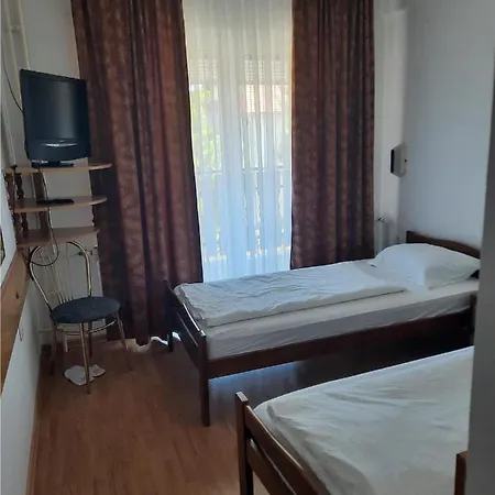 Hotel Hotel AA *